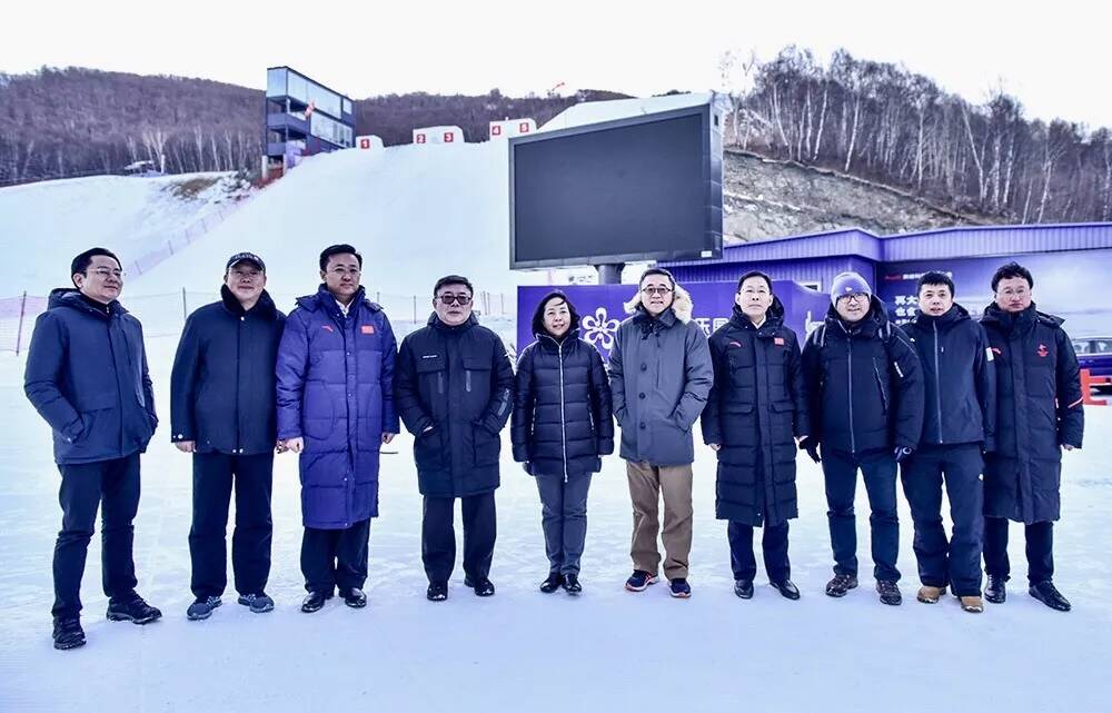 国家体育总局副局长杨宁赴密苑云顶乐园调研